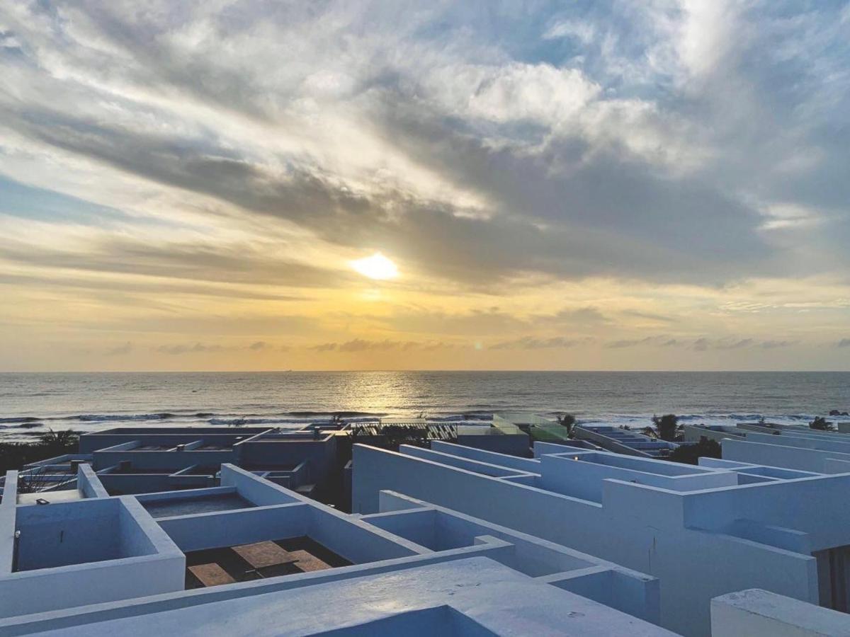 Okinawa Villas And Beach Club - Oceanami Resort Long Hai Εξωτερικό φωτογραφία