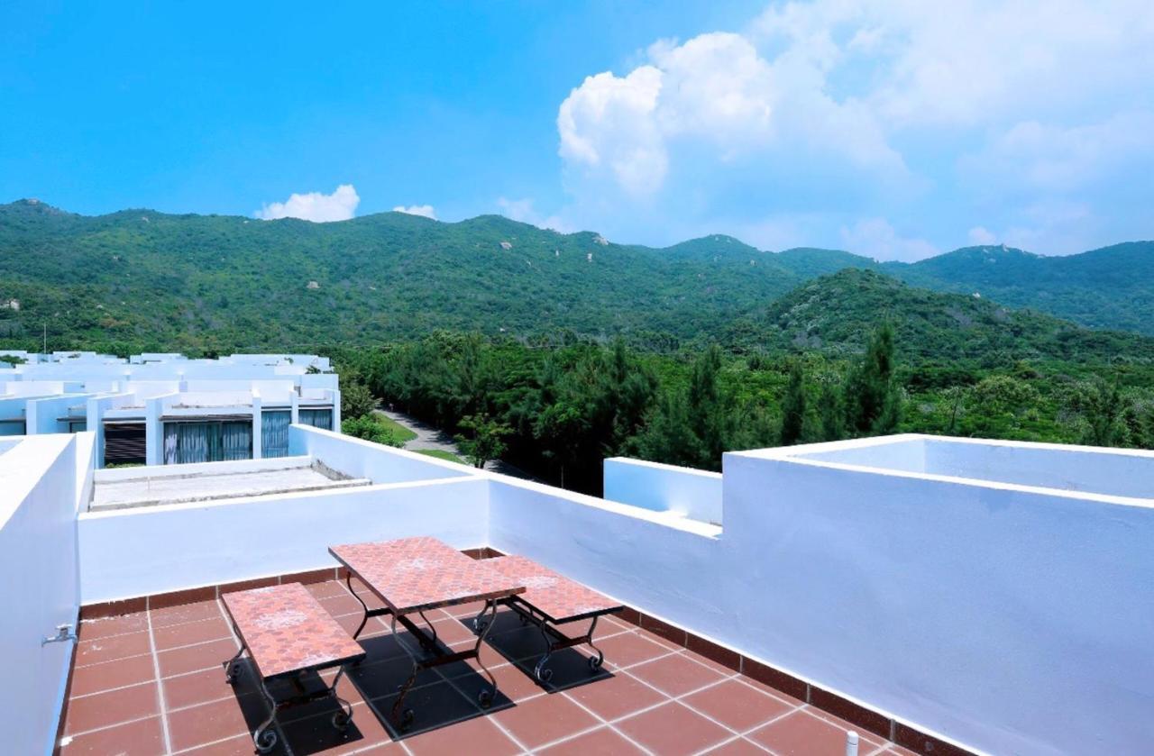 Okinawa Villas And Beach Club - Oceanami Resort Long Hai Εξωτερικό φωτογραφία
