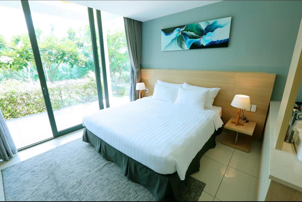 Okinawa Villas And Beach Club - Oceanami Resort Long Hai Εξωτερικό φωτογραφία